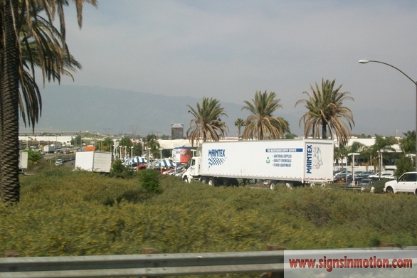 Sign in Motion Hyundai-Mazda 2011